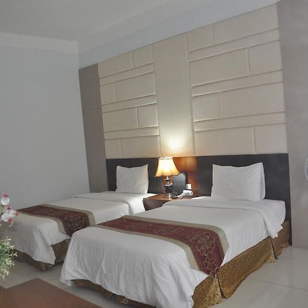 Cong Doan Mong Cai Hotel Quang Ninh  Exterior photo